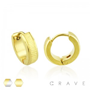 PAIR OF STAINLESS STEEL MULTI GROOVED IP GOLD HUGGIE/HOOP EARRINGS