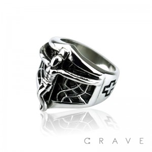 STAINLESS STEEL VINTAGE HANGMAN W/ CROSS RING